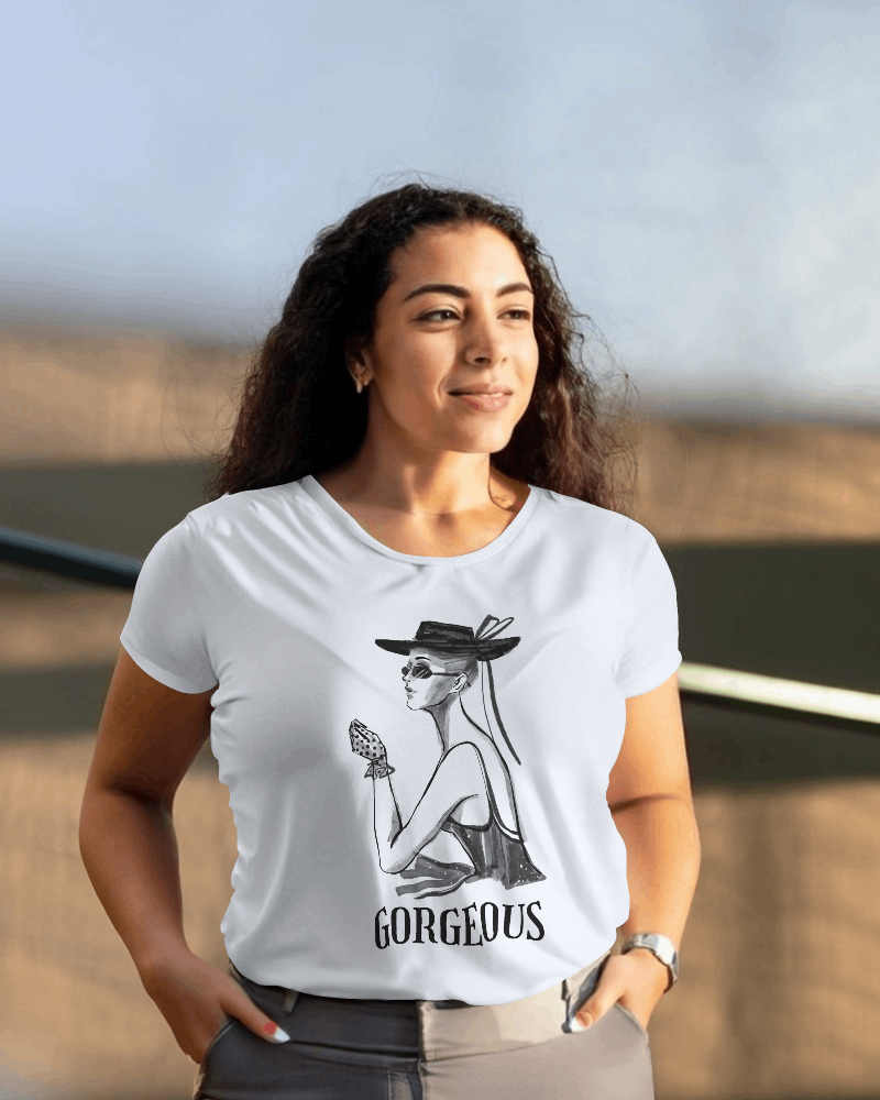 Smart Styling Tips for Oversized T-Shirts in 2025