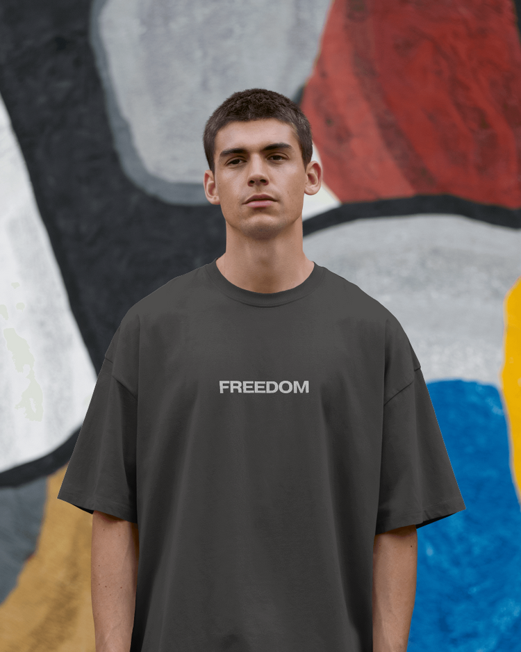 OVERSIZED T-SHIRTS