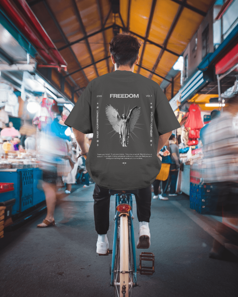 FREEDOM Oversized T-Shirt